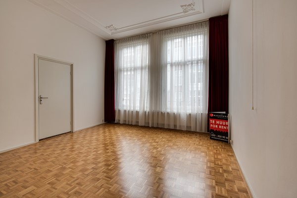 Photo - For rent: Pieter Cornelisz Hooftstraat 113-2, 1071 BR Amsterdam